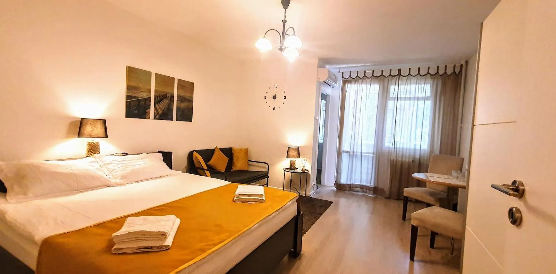 City Break Park Studio Bucureşti